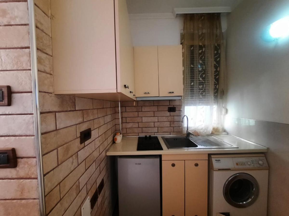 Lovely Apt.1-7 *